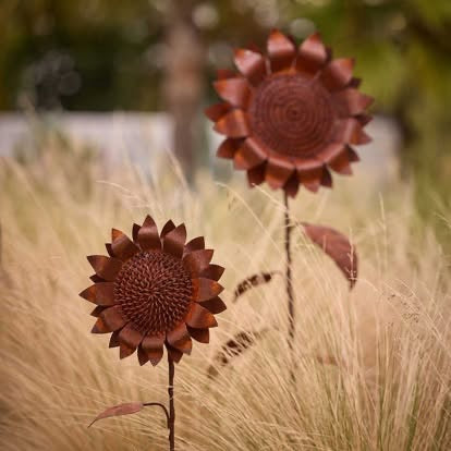 Large Rust Sunflower (Pick-up only)